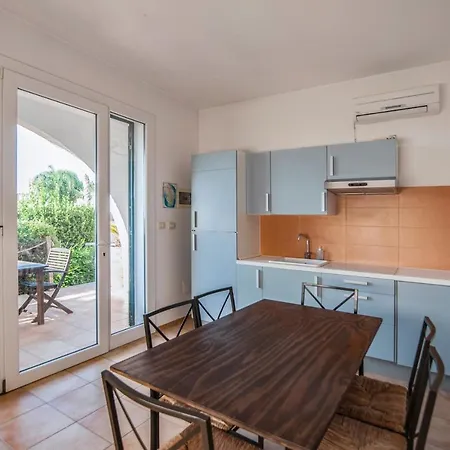 2 With Pool And Sea View * Santa Maria al Bagno