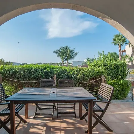 2 With Pool And Sea View Apartment *