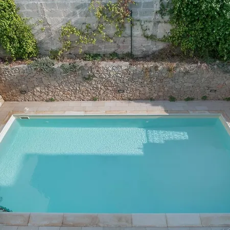 Apartment 2 With Pool And Sea View *